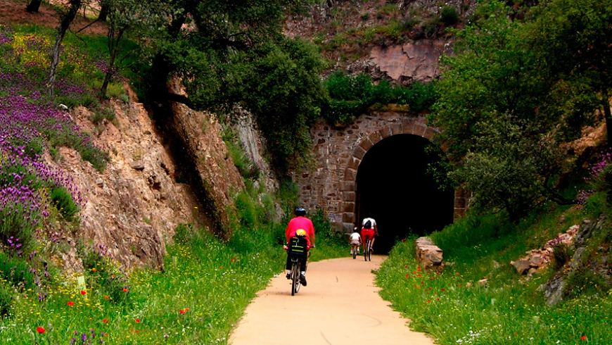 Bike path on the Sierra Norte Greenway